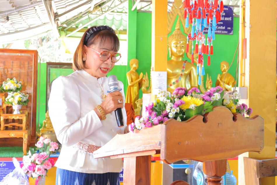ประธานในพิธีเปิดค่ายคุณธรรมสัมพันธ์ชุมชน ของโรงเรียนการศึกษาคนตาบอดร้อยเอ็ด